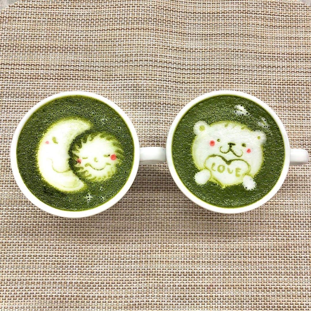 名古屋コミュニケーションアート専門学校_製菓調理のインスタグラム：「本校卒業生 cafe one店長　高山先生 抹茶デザインカプチーノ🧸♡ コーヒーが苦手な方でも飲めますね🌙」