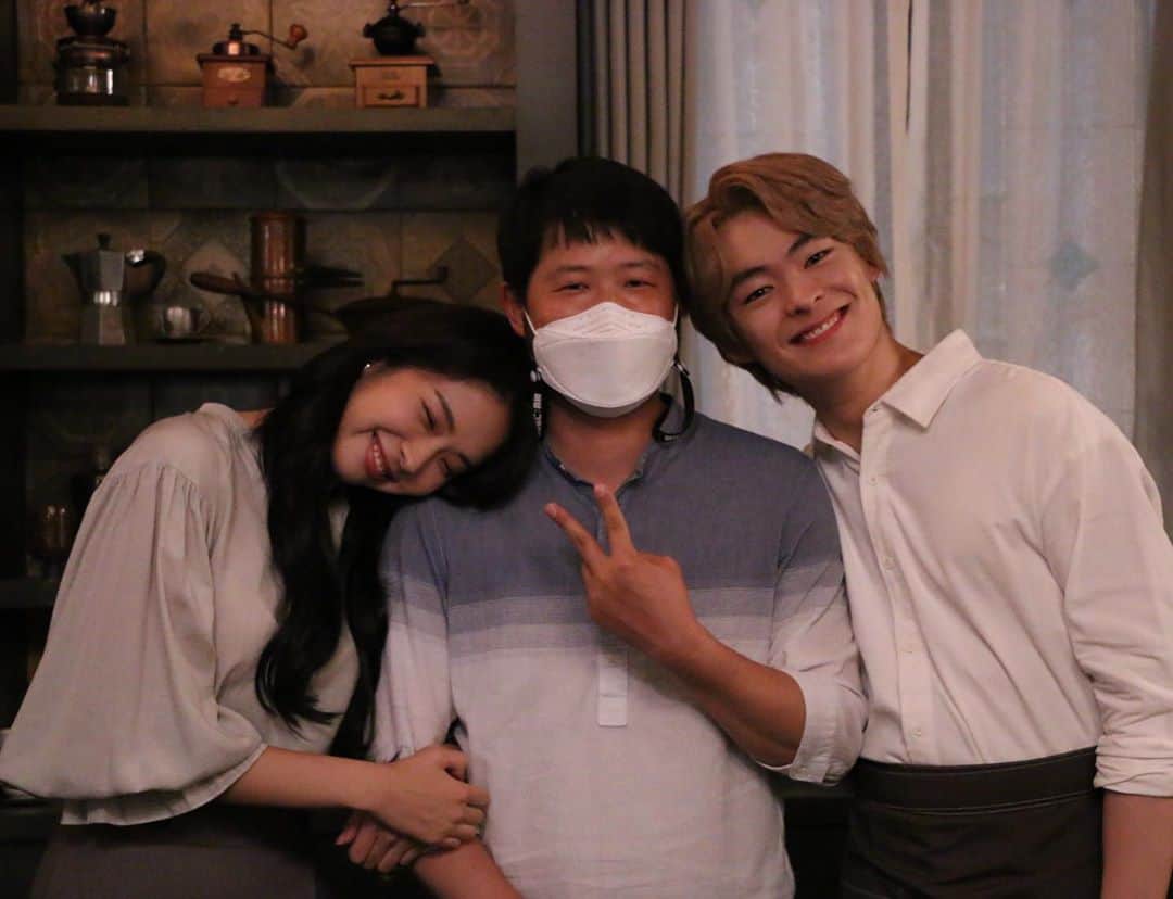 ソ・ウンスのインスタグラム：「민연홍 감독님 , 우리 마뜨 , 다 보고싶을거에요 💜」