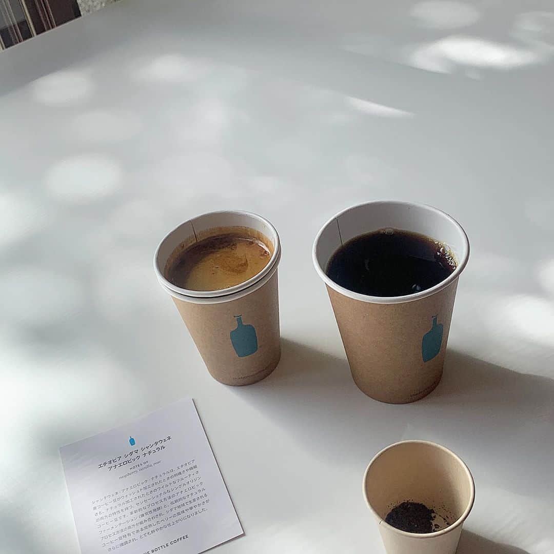 saanaaeのインスタグラム：「秋晴れよいね🍁☕︎」