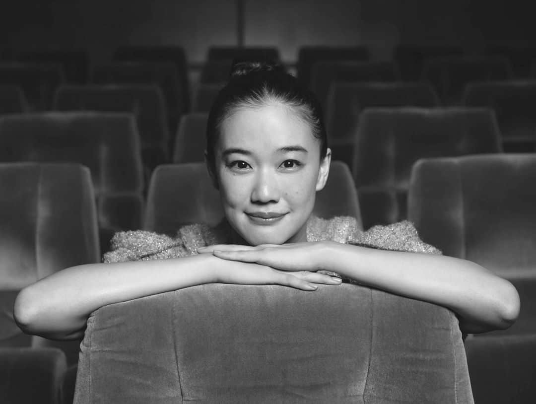 柏田テツヲさんのインスタグラム写真 - (柏田テツヲInstagram)「キネマ旬報 Portrait 『スパイの妻』  #portrait  #blackandwhite  #movie」10月12日 23時43分 - tetsuokashiwada