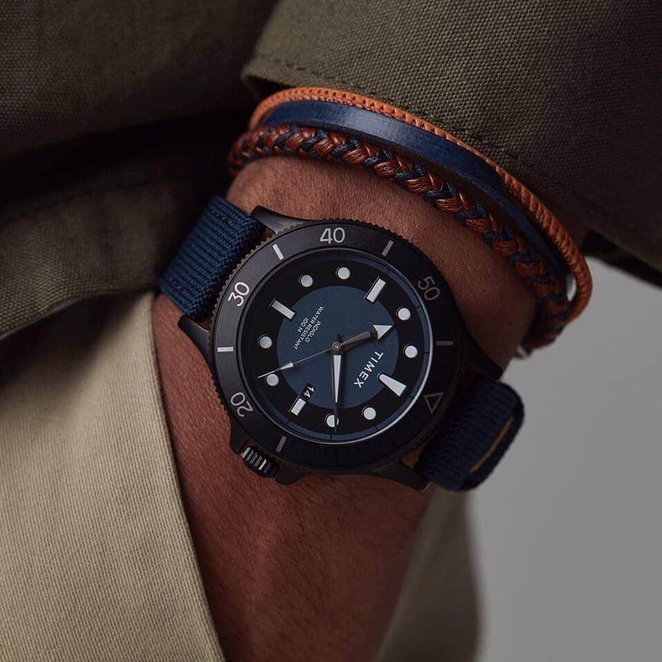 タイメックスさんのインスタグラム写真 - (タイメックスInstagram)「What accessories do you like to wear with your watch?  ⌚: Allied® Coastline #timex #wedontstop #navy #watch」10月13日 0時04分 - timex