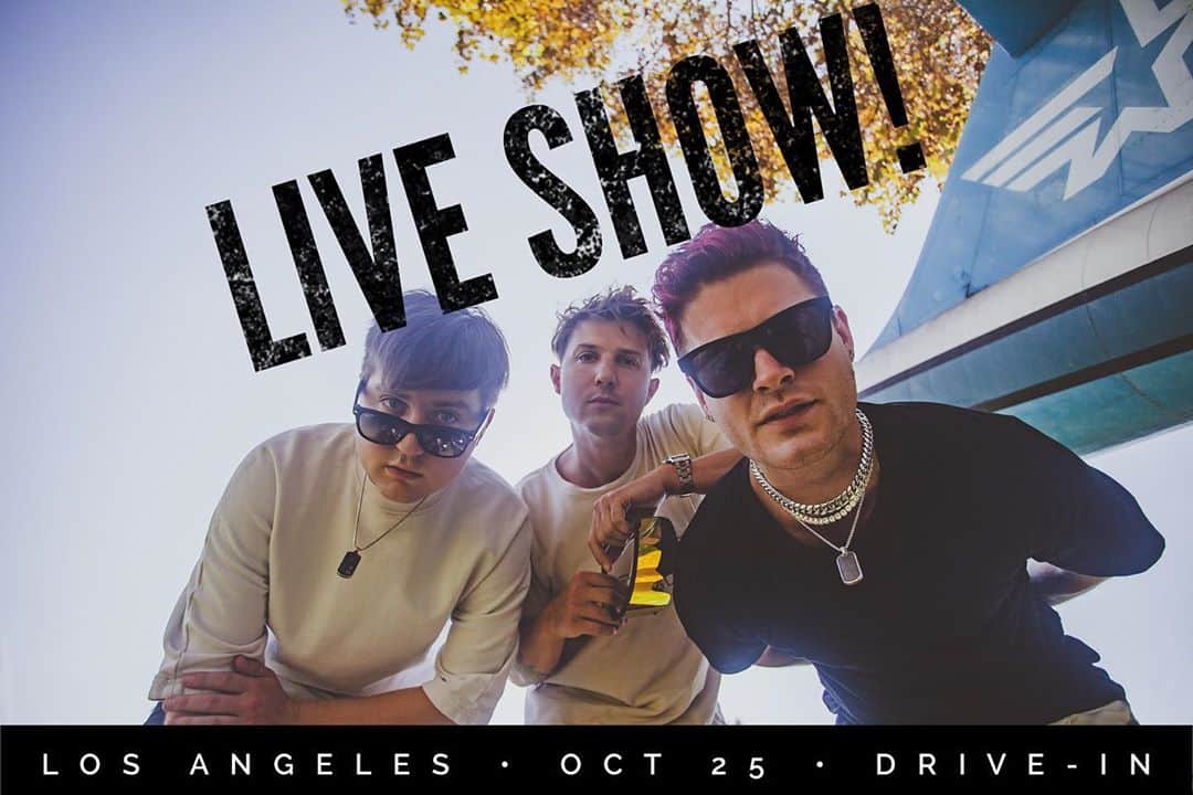 ナッシュ・オーバーストリートさんのインスタグラム写真 - (ナッシュ・オーバーストリートInstagram)「LIVE SHOW!!! We’re so pumped that we’re able to play a drive-in concert in Los Angeles on October 25th! (Ticket link in bio!) • It’ll of course be responsibly distanced, and one ticket per car, so you can bring a crew🎉.  We’re also working up a new set that’s got us so excited to play for the first time. • #photocredit @kathytackettphoto」10月13日 0時30分 - nashoverstreet