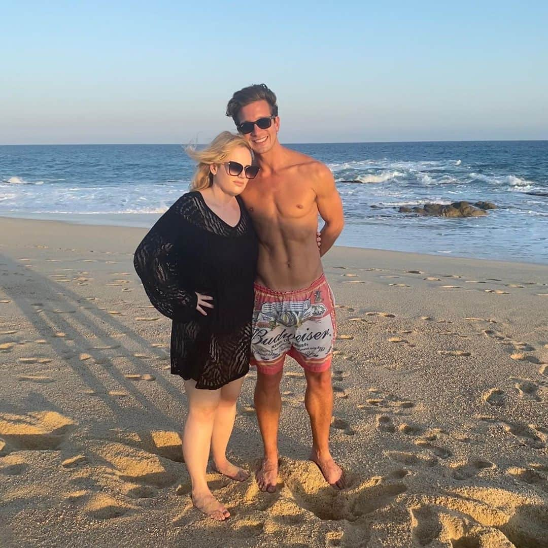 レベル・ウィルソンさんのインスタグラム写真 - (レベル・ウィルソンInstagram)「Hot & Spicy #cabosanlucas」10月13日 0時38分 - rebelwilson