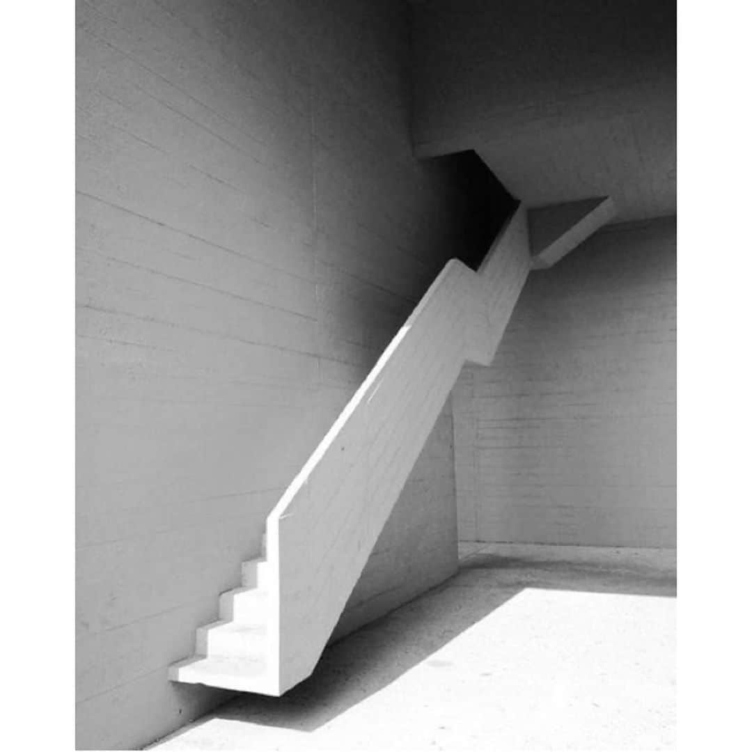 THE ROWさんのインスタグラム写真 - (THE ROWInstagram)「Le Corbusier; Emergency Staircase, 'Cité Radieuse', 1947-52」10月13日 0時42分 - therow