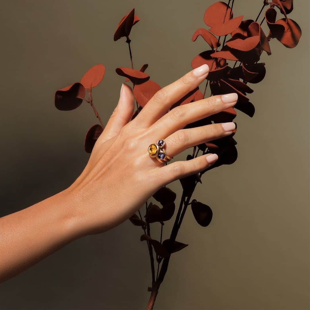 マルコ ビチェゴさんのインスタグラム写真 - (マルコ ビチェゴInstagram)「Cluster of color. Marco Bicego® Jaipur Collection. #marcobicego #jewelry #gold #gemstones #madeinitaly #italianstyle」10月13日 0時50分 - marco_bicego