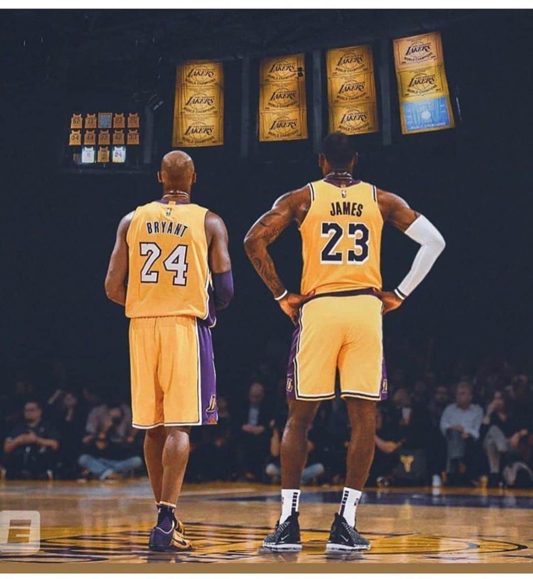Phil Heathさんのインスタグラム写真 - (Phil HeathInstagram)「Congrats to the @lakers. I’ve been a fan of this team since Magic Johnson came into the league and to see the levels of adversity this season combined with the pressure of winning it all for the late Kobe Bryant was simply something we will talk about forever! For Lebron to now win with three different franchises is something unfathomable, especially with so many awesome teams out of the West. Congrats again to the Lakers and also to the Miami Heat for exhibiting a never say die attitude. #MissionAccomplished」10月12日 16時36分 - philheath