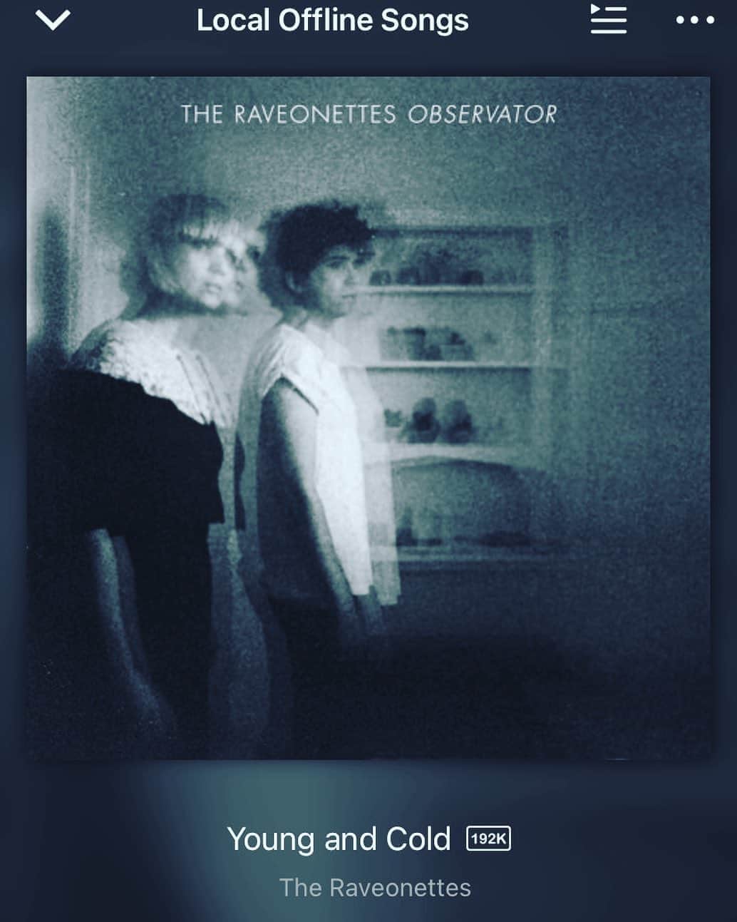 AARONさんのインスタグラム写真 - (AARONInstagram)「#theraveonettes  #youngandcold 年輕不是罪，不思考才是罪 Young isn’t a crime , not thinking is.」10月12日 17時18分 - aayan1120