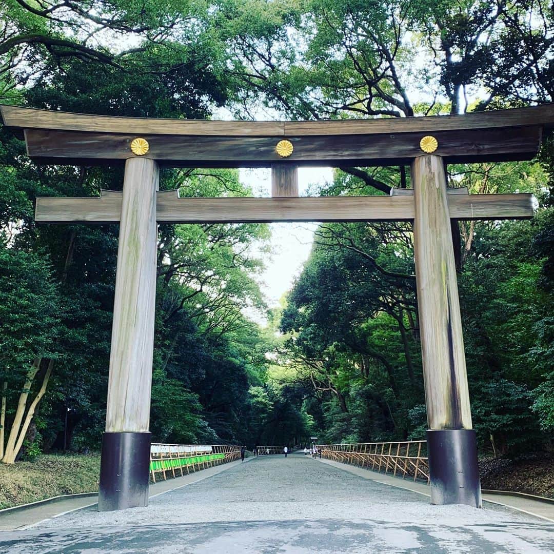 谷口賢志のインスタグラム：「参拝。  #明治神宮」