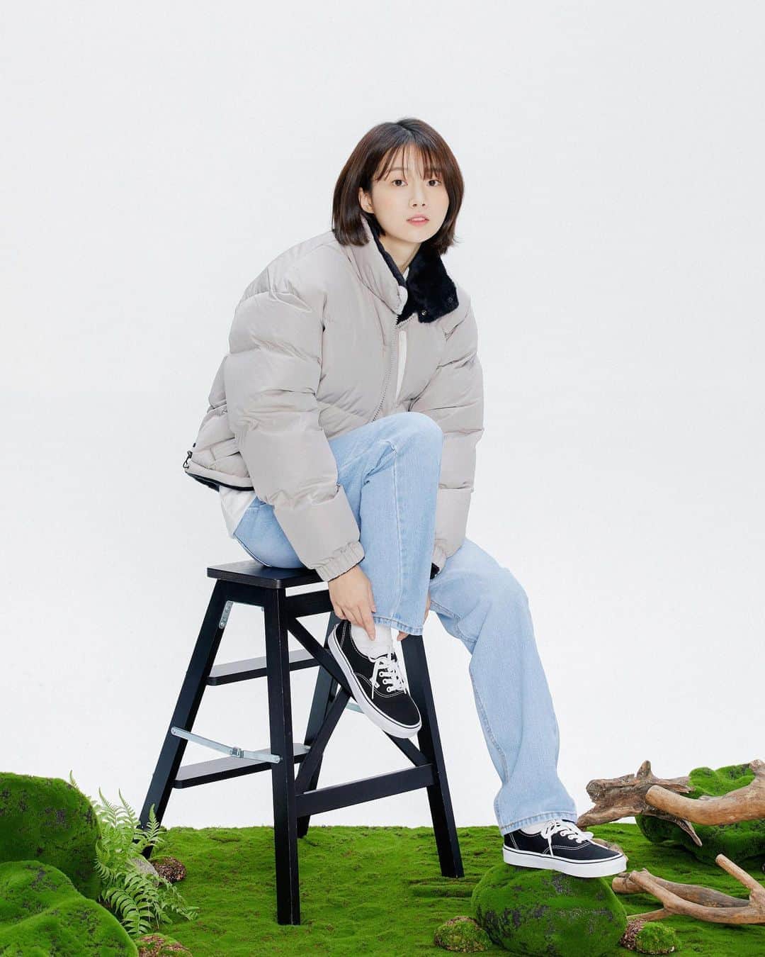 ユン・ダヨンのインスタグラム：「일하는 사진 이제 열심히 올려야지.. ㅎㅎ #콰이어티스트」