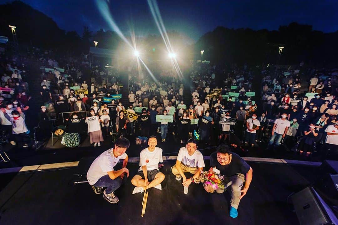 木暮栄一のインスタグラム：「Smooth Like GreensPIA 2020 来てくれた皆さん、配信を観てくれた皆さん、グリーンズと関西ぴあのスタッフの皆、本当にありがとう #thebandapart」