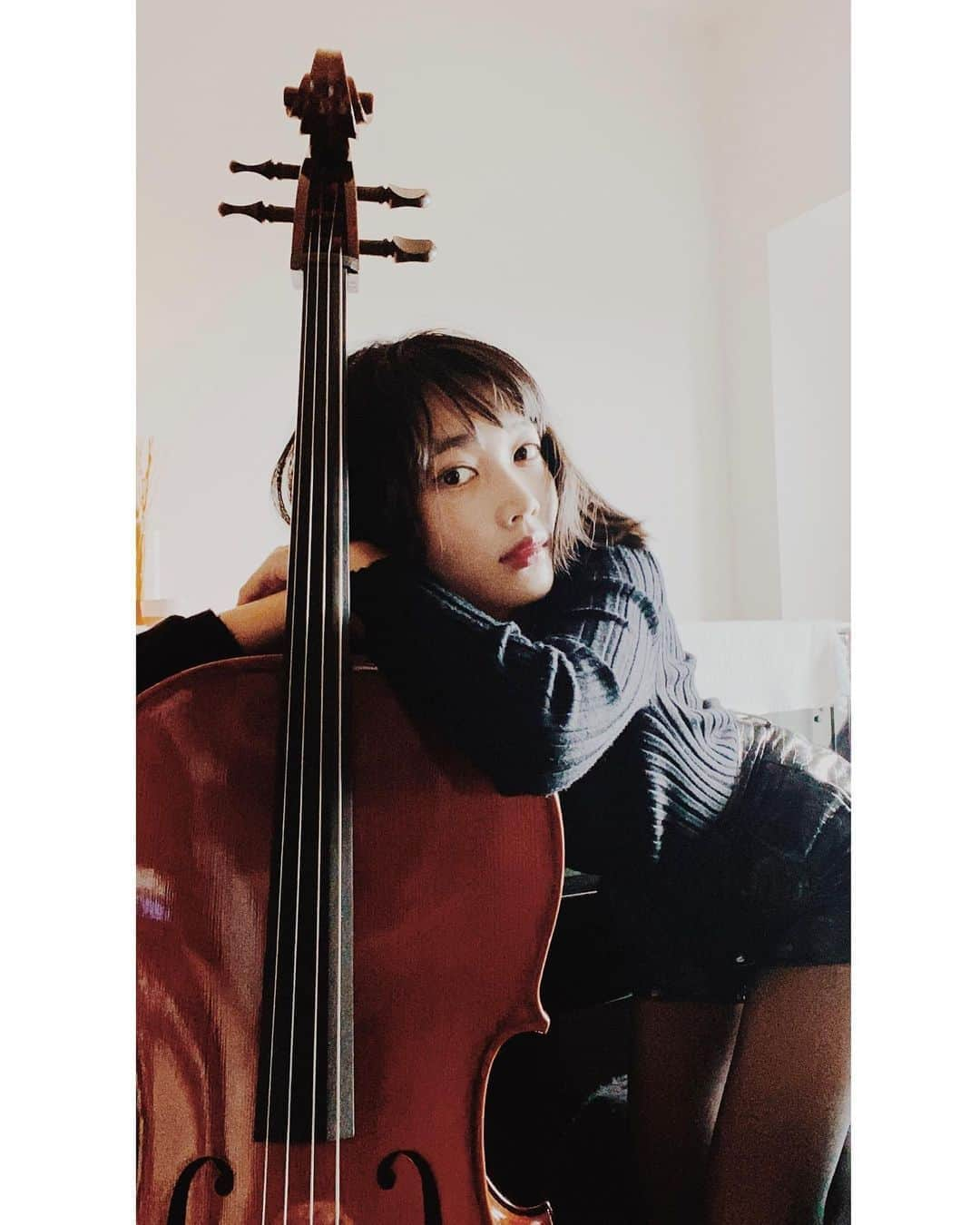 林田岬優さんのインスタグラム写真 - (林田岬優Instagram)「#cello 🖤#piano #林田岬優#チェロ#ピアノ」10月12日 18時31分 - miyu_hayashida