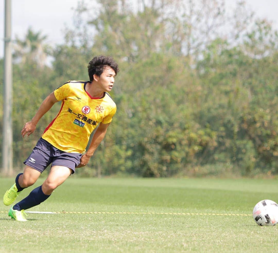 ギラヴァンツ北九州さんのインスタグラム写真 - (ギラヴァンツ北九州Instagram)「. 10/12 Training⚽️ . #ギラヴァンツ北九州 #ギラヴァンツ #北九州 #jリーグ #j2」10月12日 18時35分 - giravanz_kitakyushu