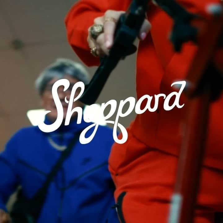 シェパードのインスタグラム：「Have you heard our latest single Brand New yet? Link in bio. 💃」