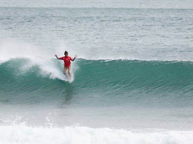 田岡なつみのインスタグラム：「JPSA2020特別戦  とってもいい波でした🤤 明日も頑張ります！  #jpsa#surfing#longboard」