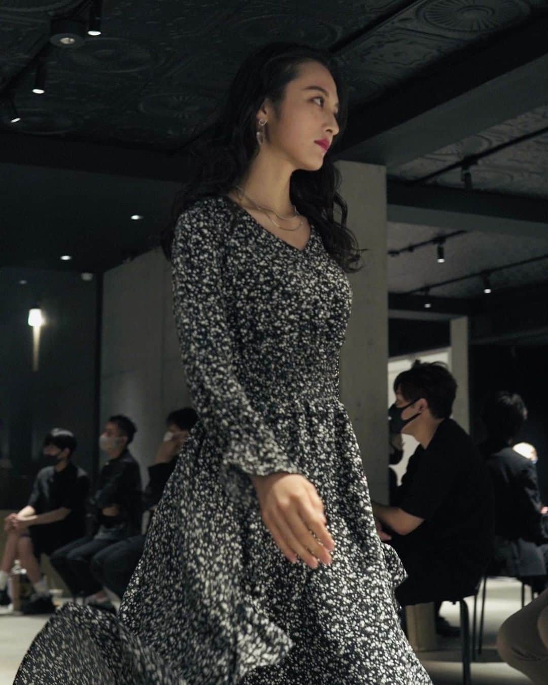 神谷明采さんのインスタグラム写真 神谷明采instagram Campus Fashion Day パート2 片側だけ入れる 新鮮なコーデでした キャップも可愛いです ミス東大 東京大学 東大 白ブーツコーデ キャップコーデ 10月13日 21時45分 Asa Kamiya