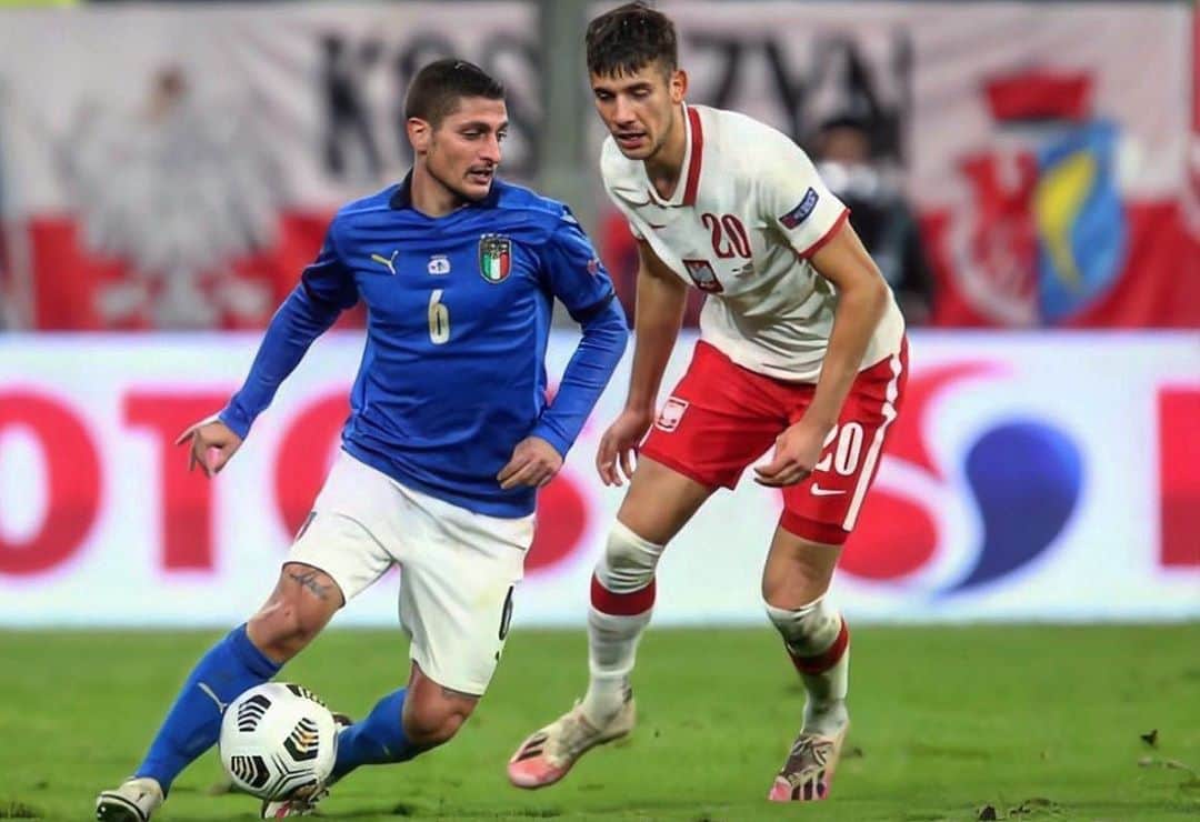のインスタグラム：「Mi era mancata questa maglia.. 🇮🇹❤️」
