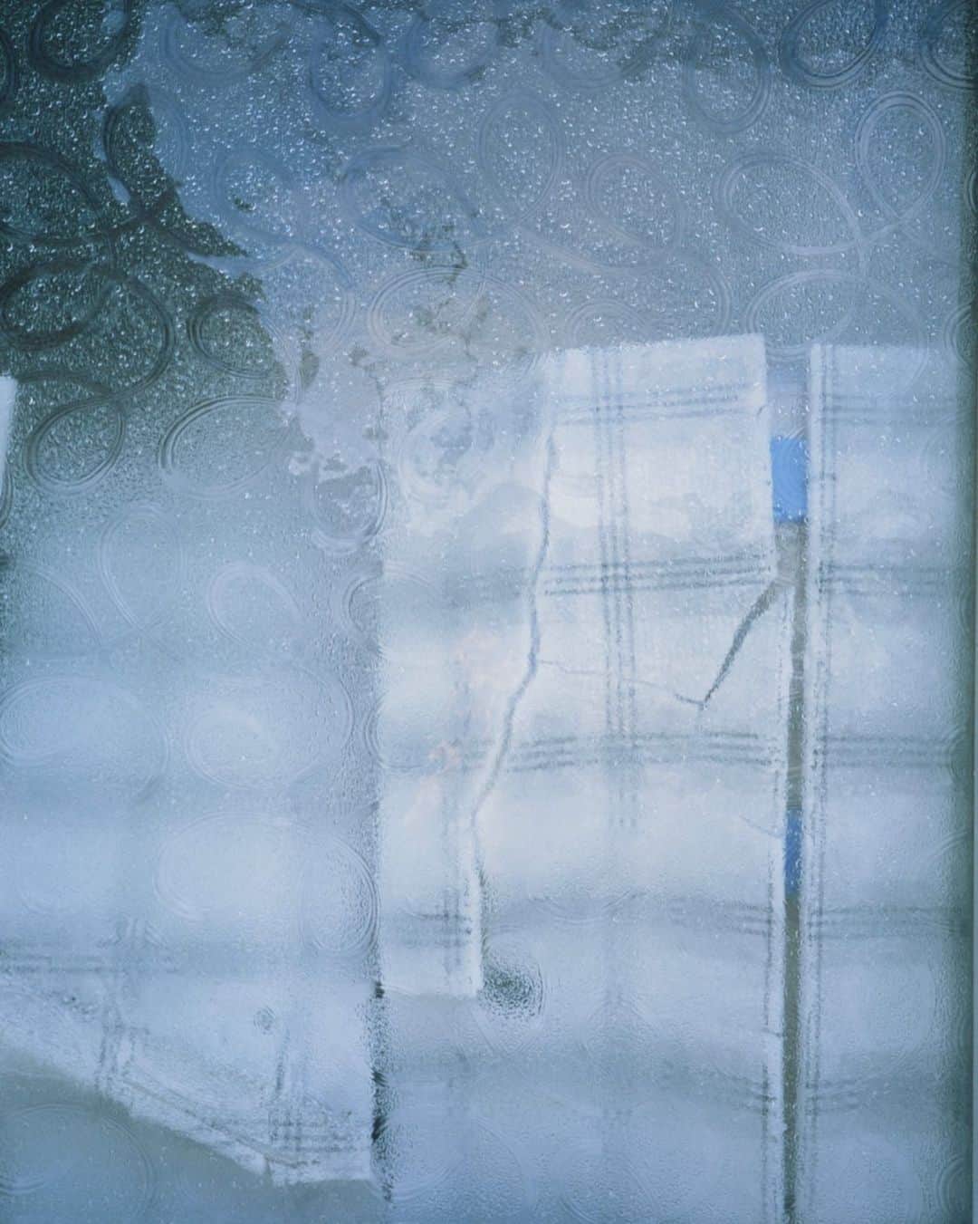 黒河内真衣子さんのインスタグラム写真 - (黒河内真衣子Instagram)「善光寺の周辺。よいチェック。 #mamewindow」10月12日 19時36分 - mamekurogouchi