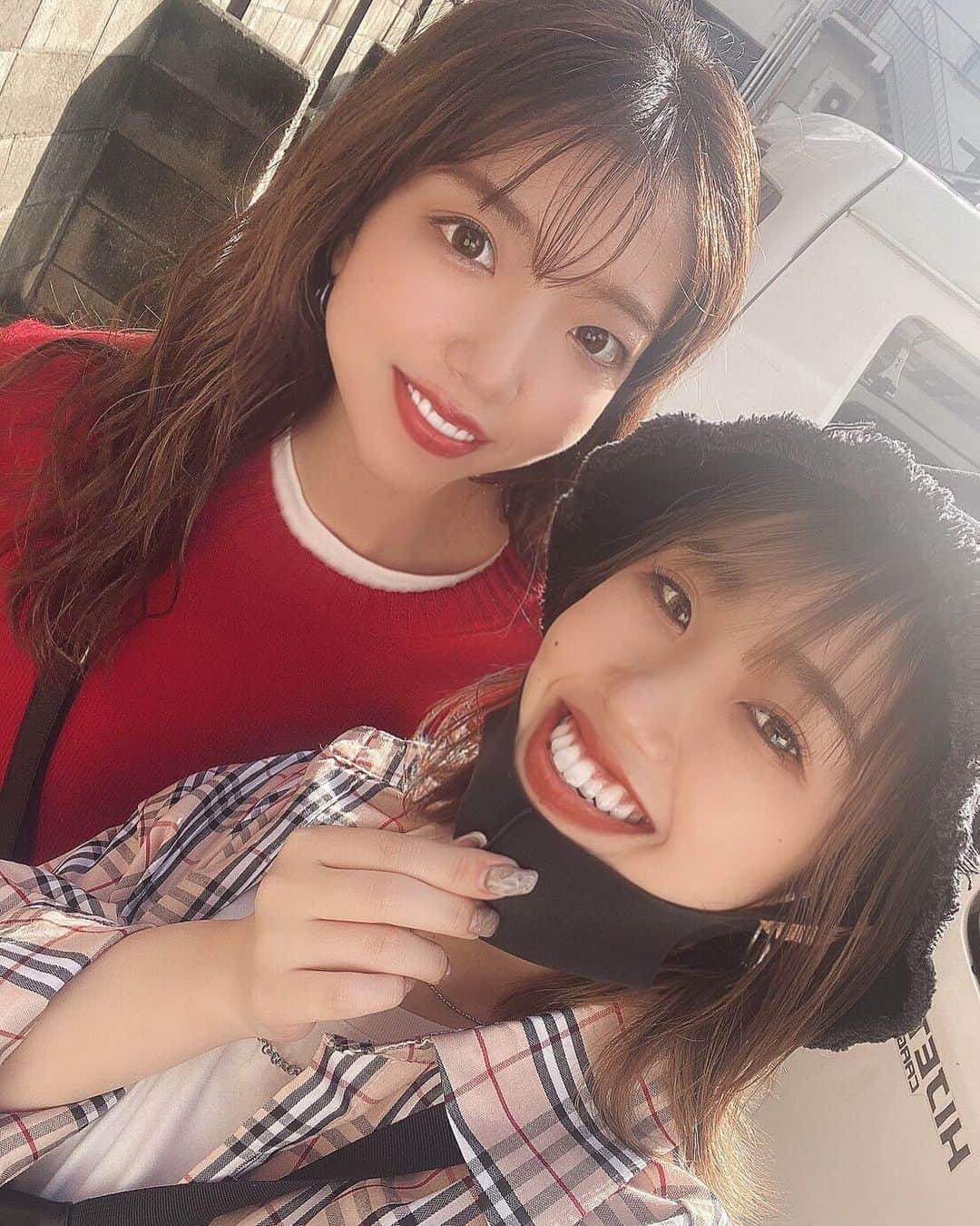 Arika Kuriharaのインスタグラム：「. はい、パワーチャージ✌🏼💓💓 . . コマオゥ♡ . つぎは藤井も一緒だぜ♡ . #friend #☺︎ #멋스타그램#데일리룩#데일리패션#패션#뷰티스타그램#메이크업#추억」