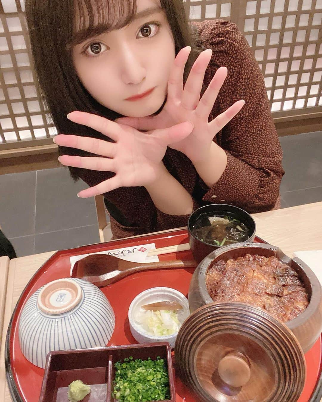 池田メルダさんのインスタグラム写真 - (池田メルダInstagram)「またひつまぶし食べたいまた名古屋に行きたい💭」10月12日 19時52分 - meruda__ikeda