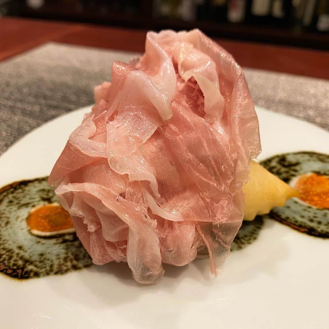 東京外食女さんのインスタグラム写真 - (東京外食女Instagram)「#武蔵小山 #Giovanni . . . 色々な意見がありますが 料理は抜群に美味いし、 わたしはいつも楽しい思いを させてもらってます！！ . . 飲み放題食べ放題みたいな 状況で5万ちょいなら 全然あると思います^ - ^ . . . はやくまた立野さんの お料理を食べたいです👍 . . . #ラストGiovanni #ジョバンニ #武蔵小山グルメ  #武蔵小山に各界の著名人を呼び集めた偉人w #立野さん #イタリアン #食べるの好きな人と繋がりたい  #グルメ好きな人と繋がりたい  #グルメ #gourmet #東京グルメ #武蔵小山ディナー #実質紹介制 #変態 #japan_of_insta  #japanrestaurant  #japan」10月12日 19時55分 - himeno_0729