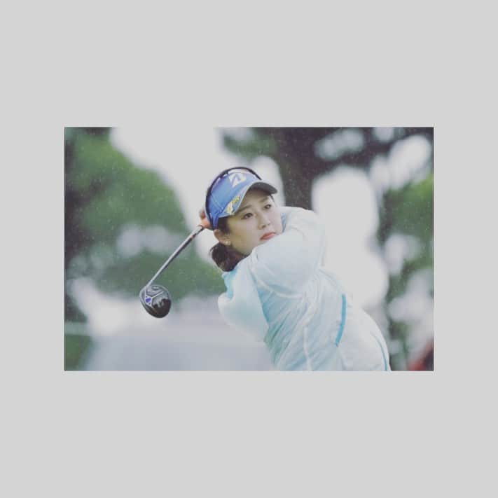 照山亜寿美さんのインスタグラム写真 - (照山亜寿美Instagram)「かねひで美やらびオープン⛳️ もう一度気を引き締めて、また来月のステップに向けて頑張ります❗️  #ブリヂストンゴルフ #パラディーゾ #ツアーb #no1grip #寿屋フロンテ #アスリート街ドットコム #新しいクラブを #試打しております #コースで使うのが楽しみ #bを構えろ」10月12日 20時13分 - asumiteruyama