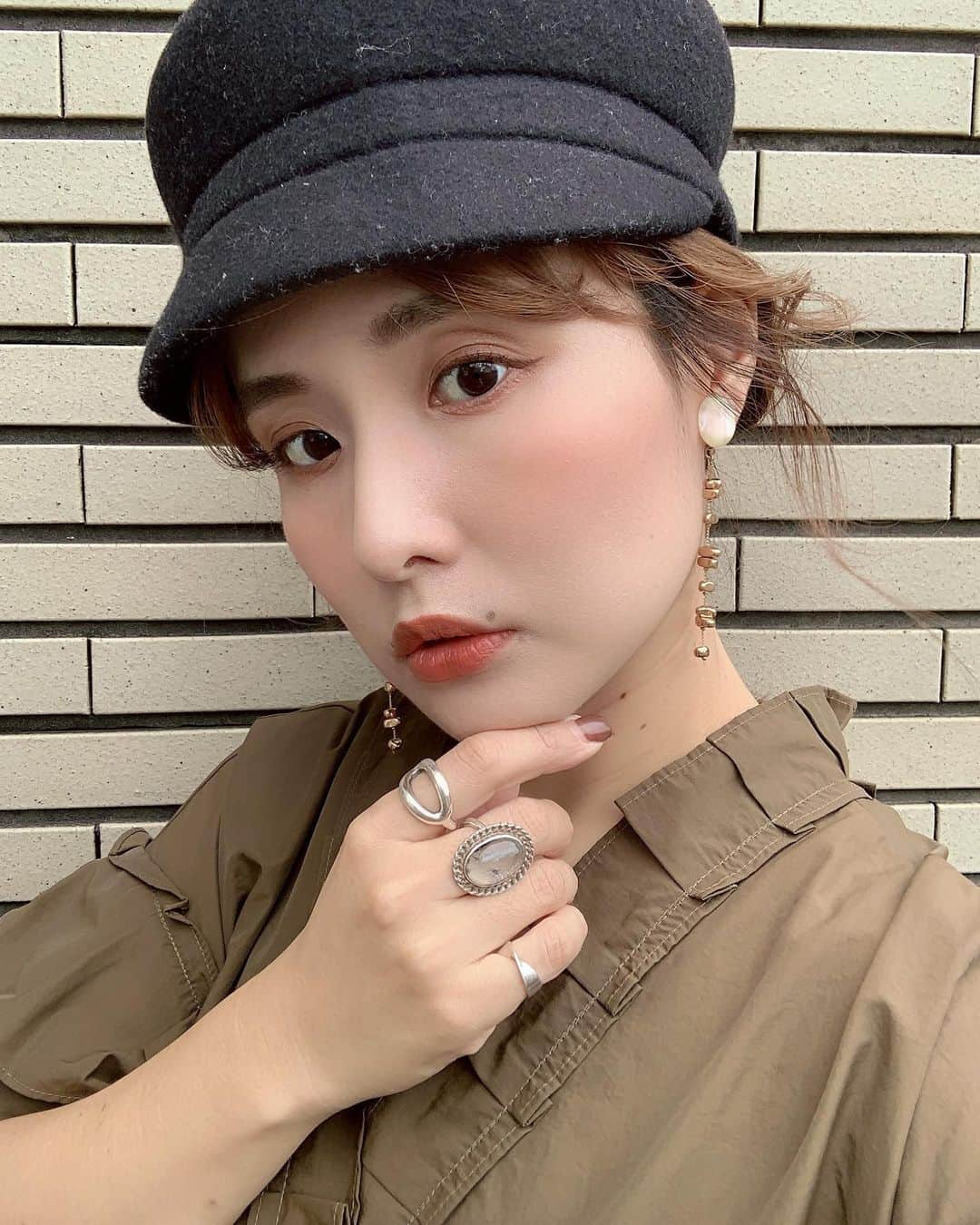 宮崎真梨子さんのインスタグラム写真 - (宮崎真梨子Instagram)「‥ いつかのお洋服。【MALU(@malu_officialshop )】のワンピに最近GETしたブーツ合わせてみました。本当はチェルシーブーツが欲しかったけど、似合わなかったw ∵ セールアイテムのライブ残っているので、気になった方はハイライトからチェックしてみてください♡ ∵ ∵ #malu #maluリンク #ワーママコーデ #サイドゴアブーツ #カーキリンク #リンクコーデ #親子コーデ  #息子 #超未熟児 #極低出生体重児 #nicu卒業生 #nicubaby #未熟児網膜症 #低身長治療中 #4歳 #ミヤマリ #vocest #vocemagazine #美容ブロガー #超未熟児ママ #ママ #男の子ママ #22週生まれ #mamagirl #ママリ #mamanokoカメラ部」10月12日 20時28分 - miyamari92