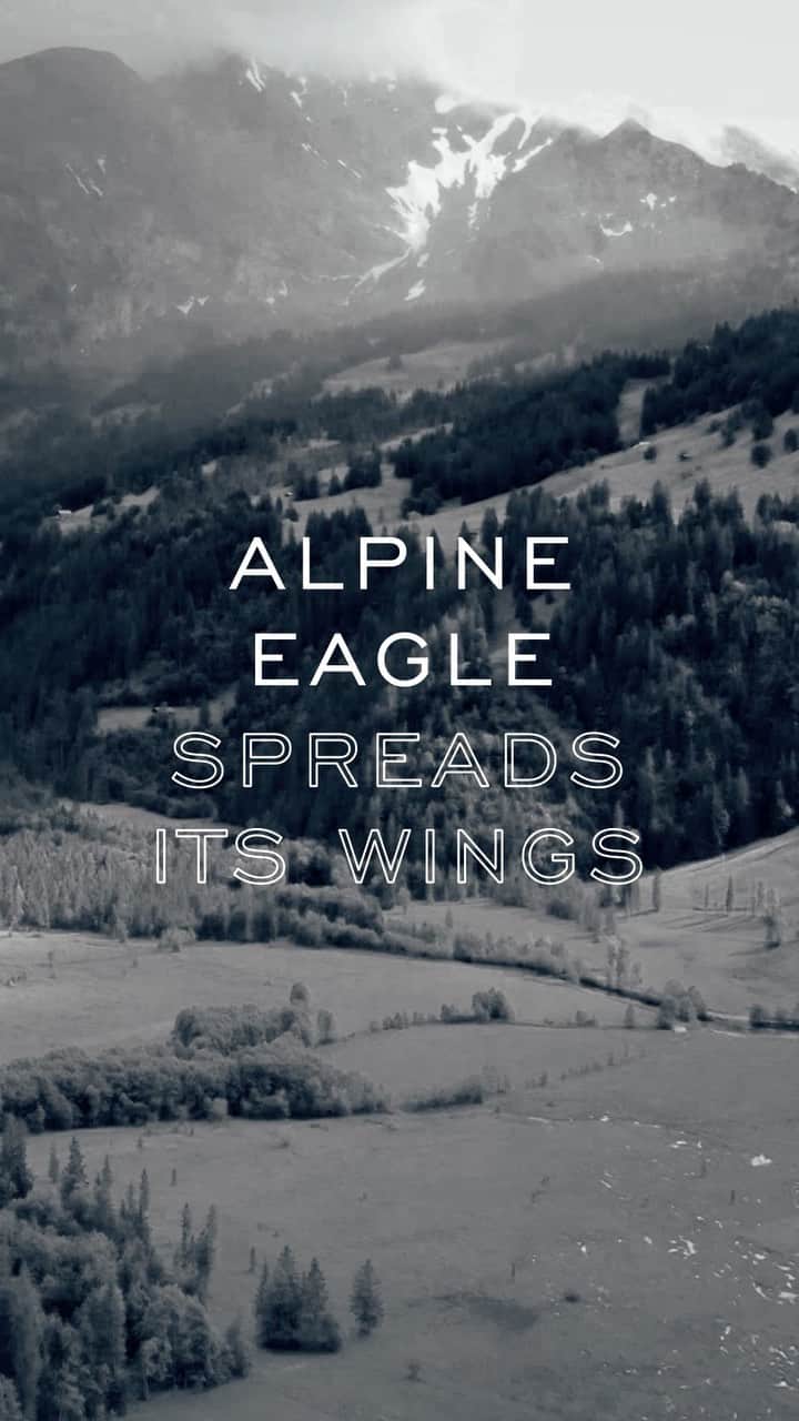 のインスタグラム：「In the peculiar context of the Covid-19 pandemic, we all experience a shared sense of a need for change and a return to nature and contemplation.   Devised by three generations of gentlemen in the  Scheufele family, the #ChopardAlpineEagle collection  continues to reinvent itself.  #ChopardAlpineEagle #ManWithAVision」