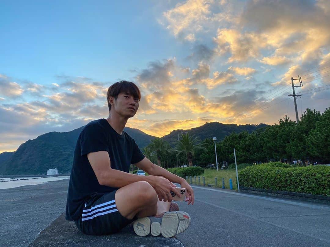 のインスタグラム：「用宗の海に癒されてきました。 #用宗 #静岡観光 #海 #用宗海岸 #youtuber」