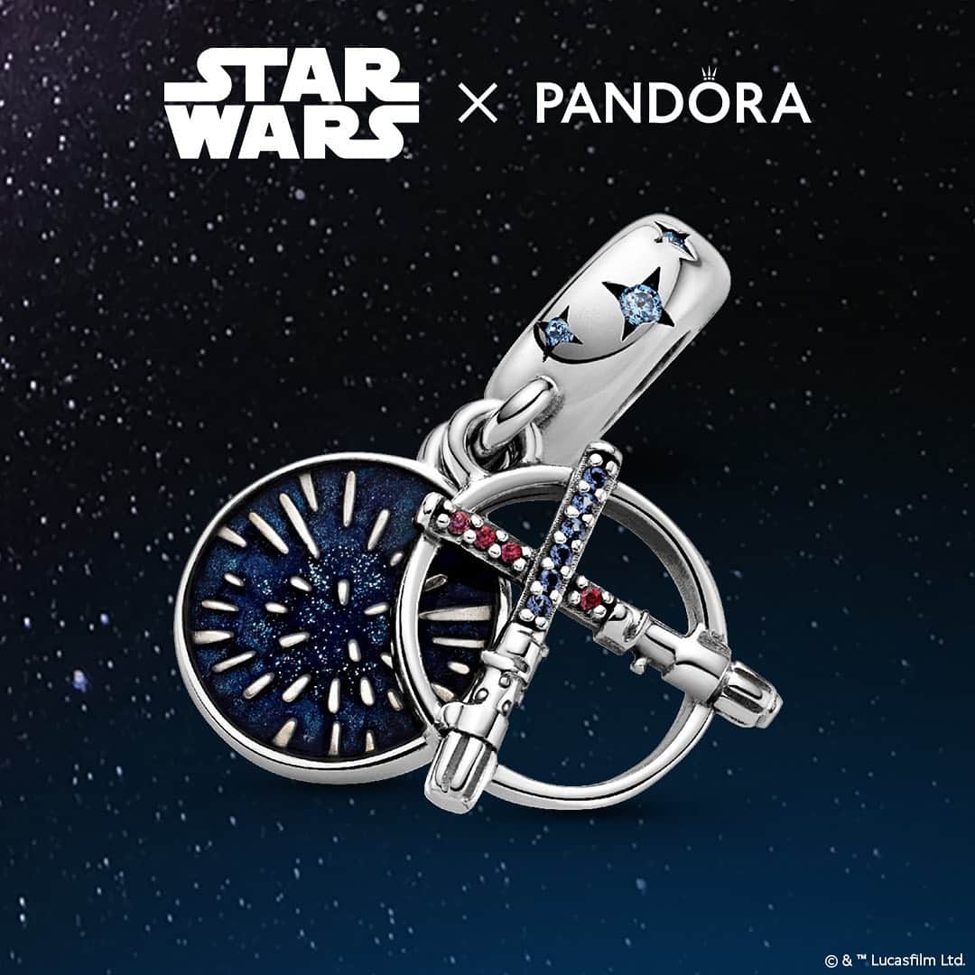 PANDORAさんのインスタグラム写真 - (PANDORAInstagram)「Complete your Jedi training with Star Wars x Pandora. May the Force be with you as you choose from our selection of charms inspired by the films. #StarWarsxPandora #Pandora #Jedi」10月12日 21時14分 - theofficialpandora