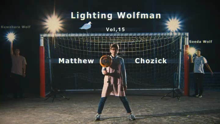 マシュー・チョジックのインスタグラム：「僕はついに、ライティング・ウルフマンVol.15に登場！  添田康平さん(@kuwatafilm)と桑原健太さん (@kuwabara176.4)のシリーズ作品だよ📸  すごい世界観だなぁ🤣  I had the pleasure of being photographed for Lighting Wolfman Volume 15☺️🙏🙏  #添田康平 #桑原健太 #マシューチョジック」