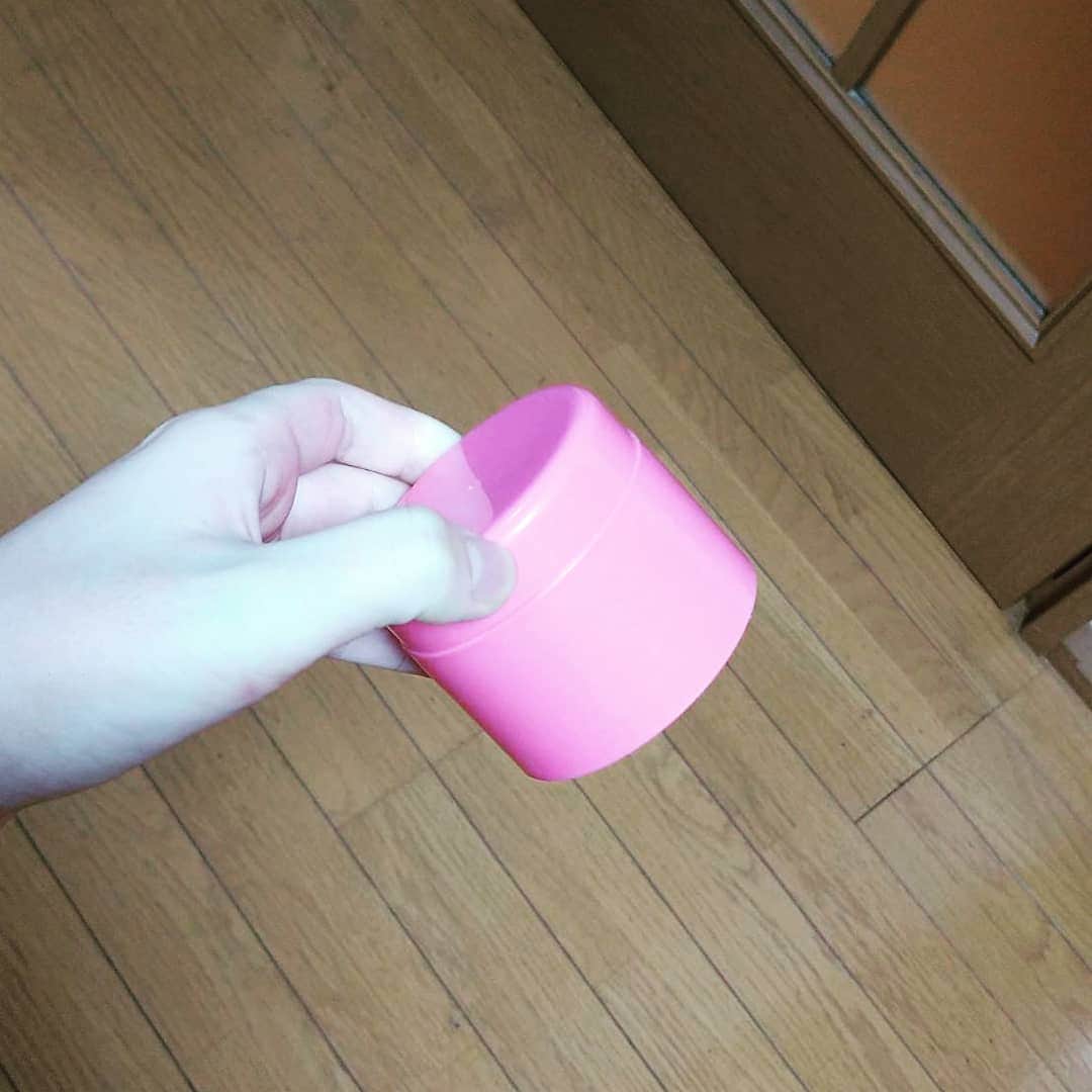 りな（民謡ガールズ）のインスタグラム：「#水筒 #コップだけ #使う #WAWAWA #りな」
