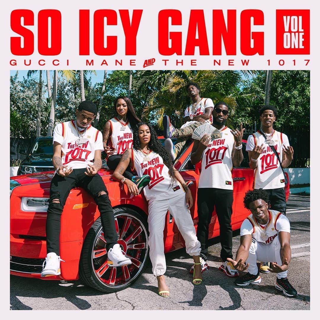 グッチ・メインのインスタグラム：「We dropping our mixtape this Friday 10/17 #SoIcyGangVol1 @poohshiesty @foogiano @odr.roboy @bigscarr @luvenchanting @kshiday 💰🥶」