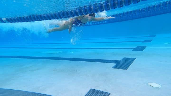 Julieのインスタグラム：「I recently had an MRI to look into what could be causing my shoulder pain, and found out that I do have some tearing and fraying in my left rotator cuff. No need for any surgical intervention right now, just physical therapy 👊🏼 Gonna keep on keepin’ on! . . . @arenausa #arenawaterinstinct #swimmer #summerjulep #swimming #swim #swimlife #shoulderpain #swimmersofinstagram #instaswim #instaswimming #mastersswimming #instaswimmer #usaswimming #swimtraining #swimfast #swimpractice #myswimpro #swimsmarter #itsaswimmerthing」