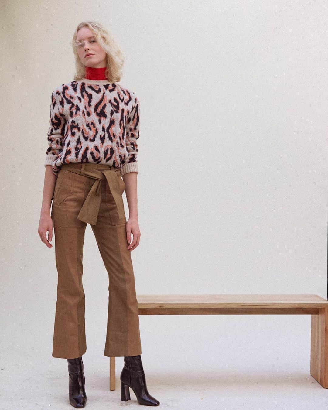デレクラムのインスタグラム：「Just added to the site: The Evan Sweater. A fresh take on animal print the 10 Crosby way.」
