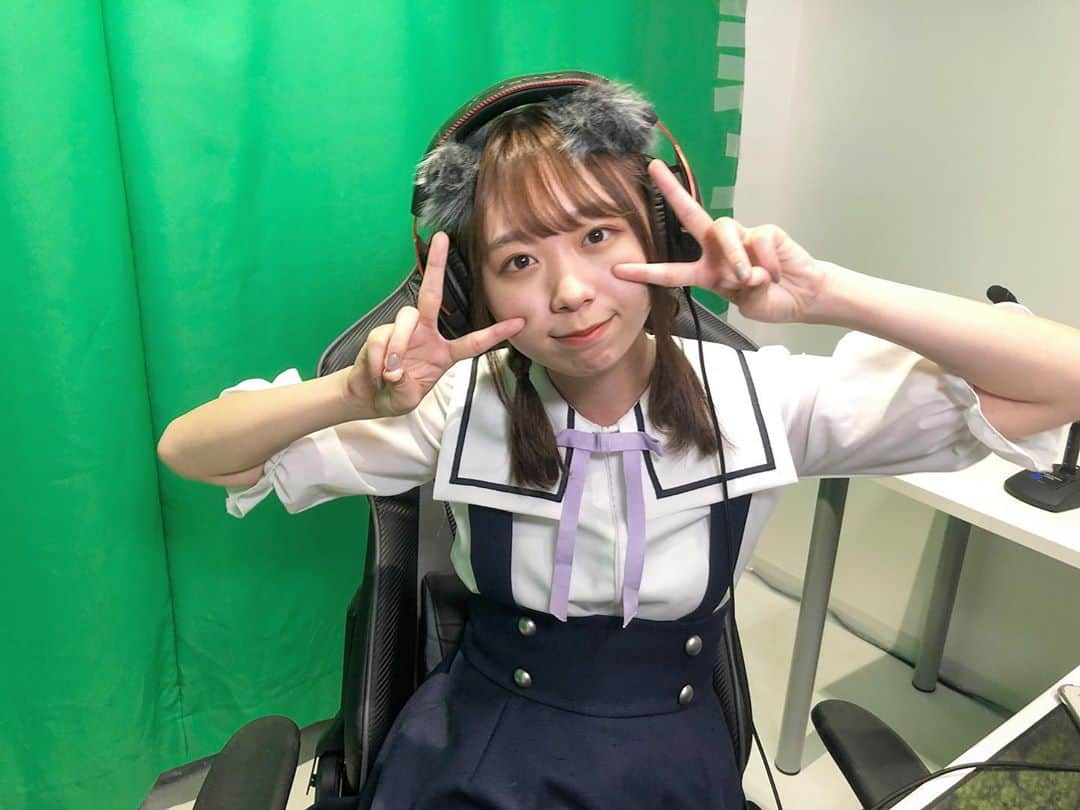 松田美里さんのインスタグラム写真 - (松田美里Instagram)「#OPENREC と #Youtube で よくゲーム配信をしているのですが OPENRECの番組中いつも最高のエンディングを迎えるので めちゃくちゃ笑います  見たことない方も 気が向いたらみにきてね😙    そして明日は #ニコ生 でわーすた全員が大嫌いな 学力テストの回だよ😙😙😙えぇ😙😙😙 ホラーと学力テストは何故か大人気企画なんです😙😙😙    #apex#apexlegends#🎮#ゲーム#ゲーム女子#ゲーム実況#wasuta#わーすた#ゆうめいににゃるTV#ゲーム好き」10月12日 22時59分 - miri_matsuda