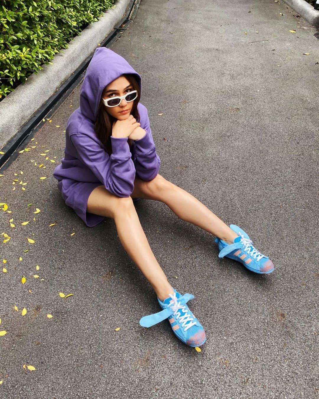 Araya Alberta Hargateさんのインスタグラム写真 - (Araya Alberta HargateInstagram)「#adidasthailand #adidasOriginals #PharrellWilliams #MeltingSadness」10月12日 22時59分 - chomismaterialgirl