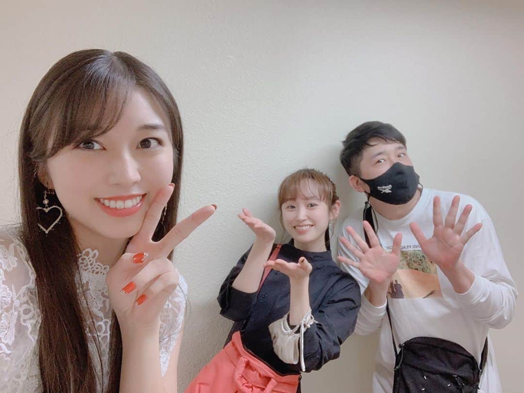 のインスタグラム：「♡ ♡ 💕あべこうじさん🎸高橋愛さん🍓💕※今日の 高橋愛さんの言葉、まりあとっても嬉しかったです💗💗 🎀 ✨Hello! Project 2020 Autumn 〜The Ballad〜 Extra Number✨ 2020.10.12🐰日本武道館 とってもありがとうございました💖 ♡ ♡  #あべこうじ さん🎸💛 #高橋愛 さん🍓💛 #HelloProject #モーニング娘20 #morningmusume20 #牧野真莉愛」