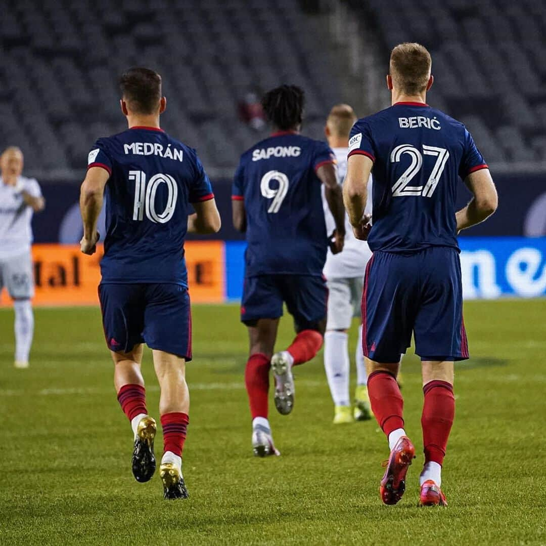 アルバロ・メドランさんのインスタグラム写真 - (アルバロ・メドランInstagram)「Really good performance yesterday in a tough game 👏🏼👏🏼👏🏼 let’s keep going @chicagofire 🔥」10月12日 23時27分 - alvaromedran