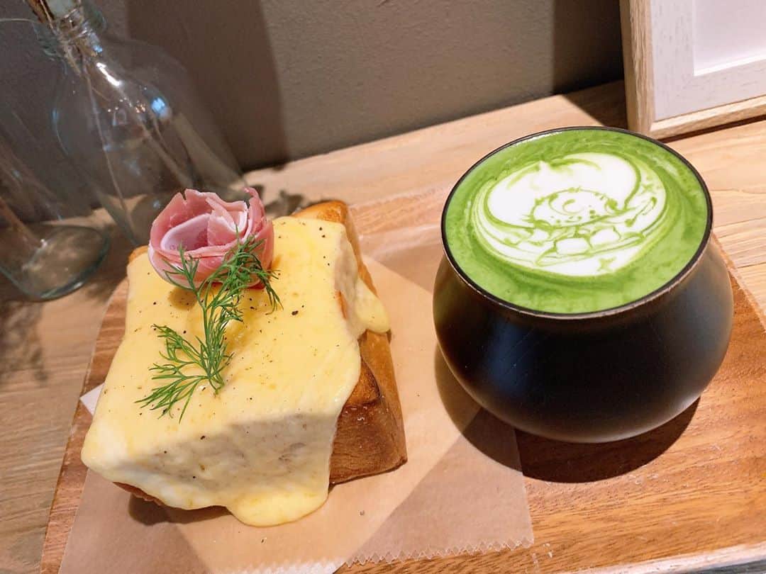 mss713のインスタグラム：「😋  #カフェ巡り」