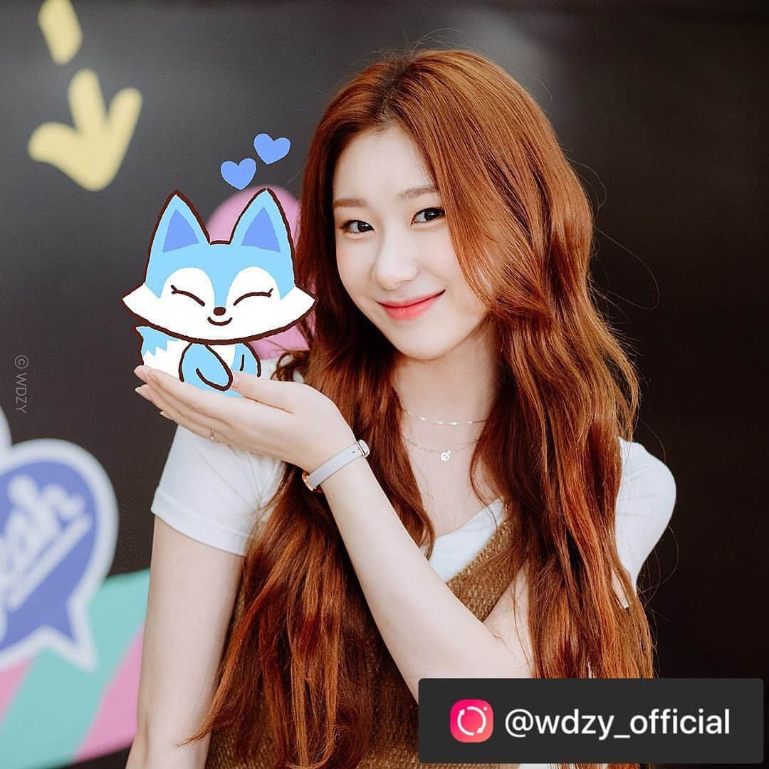 JYPエンターテインメントさんのインスタグラム写真 - (JYPエンターテインメントInstagram)「@wdzy_official   You know what they say, best friends look alike... 💕 #ITZYwithMIDZY #WDZY ⠀ And on screen, this combination is so wholesome!👭 ⠀ #Yeji #Lia #Ryujin #Chaeryeong #Yuna #HATT #LYA #TUK #CHUNGEE #CABBIT #ITZY #MIDZY #LINEFRIENDS  ⠀ 친구는 서로 닮는다더니 .. 💕 ITZY랑 완전 똑 닮았잖아! #ITZYwithMIDZY #WDZY #윗지 ⠀ ⠀ 이 조합, 완전 찬성이요!👭 ⠀ #예지 #리아 #류진 #채령 #유나 #햇 #랴 #툭 #청이 #캐빗 #있지 #믿지 #라인프렌즈」10月13日 9時10分 - jypentertainment