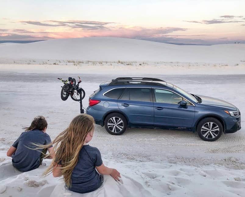 Subaru of Americaさんのインスタグラム写真 - (Subaru of AmericaInstagram)「"White Sands National Park may just be our favorite park. This was our fifth visit and we were able to visit after they reopened." Meet Nichole, an adventure-loving, homeschooling mother of two children and a rescue pup. From cross country road trips, forest road boondocking, to big city exploring, her #SubaruOutback checks all the boxes! Visit meetanowner.com to meet Nichole and other owners. #MeetAnOwner  (🗣️: @coleyraeh)」10月13日 9時55分 - subaru_usa