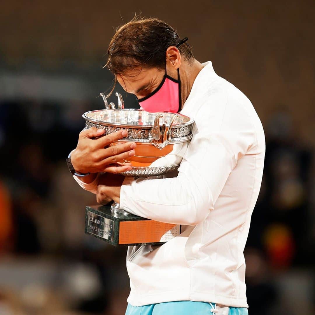NBC Newsさんのインスタグラム写真 - (NBC NewsInstagram)「Rafael Nadal secured his 13th French Open title Sunday, beating Novak Djokovic in straight sets.⁠ ⁠ Nadal, who has battled injuries, thanked his family and his support team after his win, the 20th Grand Slam title of his career. He beat Djokovic in a tense match, winning 6-0, 6-2, 7-5.⁠ ⁠ More at the link in our bio.⁠ ⁠ 📷 Christian Hartmann / @reuters」10月13日 1時27分 - nbcnews