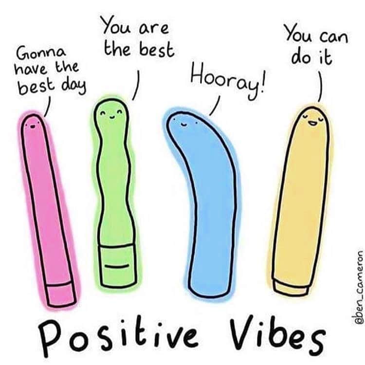 ヴィオラ・デイヴィスさんのインスタグラム写真 - (ヴィオラ・デイヴィスInstagram)「Positive vibes only! #HappyMonday 💛😜🤣」10月13日 1時31分 - violadavis