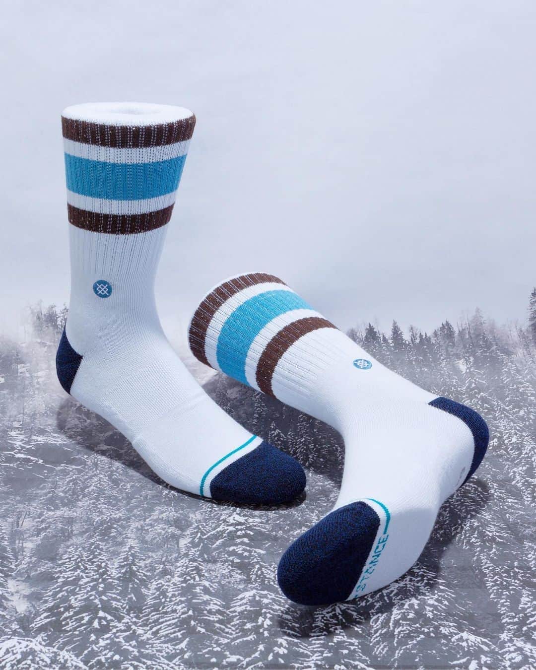 Stanceのインスタグラム：「New Holiday Comfort has arrived ✨🧦❄️ Shop our NEW holiday arrivals available now on Stance.com. Link in bio.」