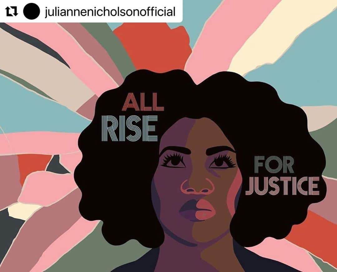 ジュリア・ロバーツのインスタグラム：「#Repost @juliannenicholsonofficial ・・・ This woman is me. This woman is us. Rising for our rights, rising for the freedom to control our bodies, rising for access to health care, for racial justice and so much more. This SCOTUS hearing shouldn't be happening now. This seat is OURS - the peoples seat. Join me, @tiffanyalfonseca and @PPact to fight for our future and the future of generations to come. Text SCOTUS to 22422 to call your senator and let them know loud and clear that we will not stay silent - #AllRise for Justice」