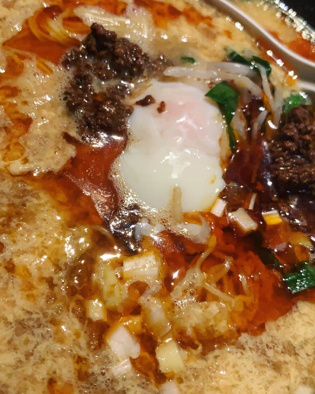のインスタグラム：「名駅の卵とじラーメンは神だよー💖  たんたん卵とじ🤩💖真夜中ラーメン🍜  #コンセプトカフェ#カフェ#コンカフェ#メイドカフェ#可愛い#プティパルフェ#住吉#アールズカフェ#錦#キャバクラ#名古屋#YouTube#イチナナ#17#ラーメン#まんちんけん#卵とじラーメン」