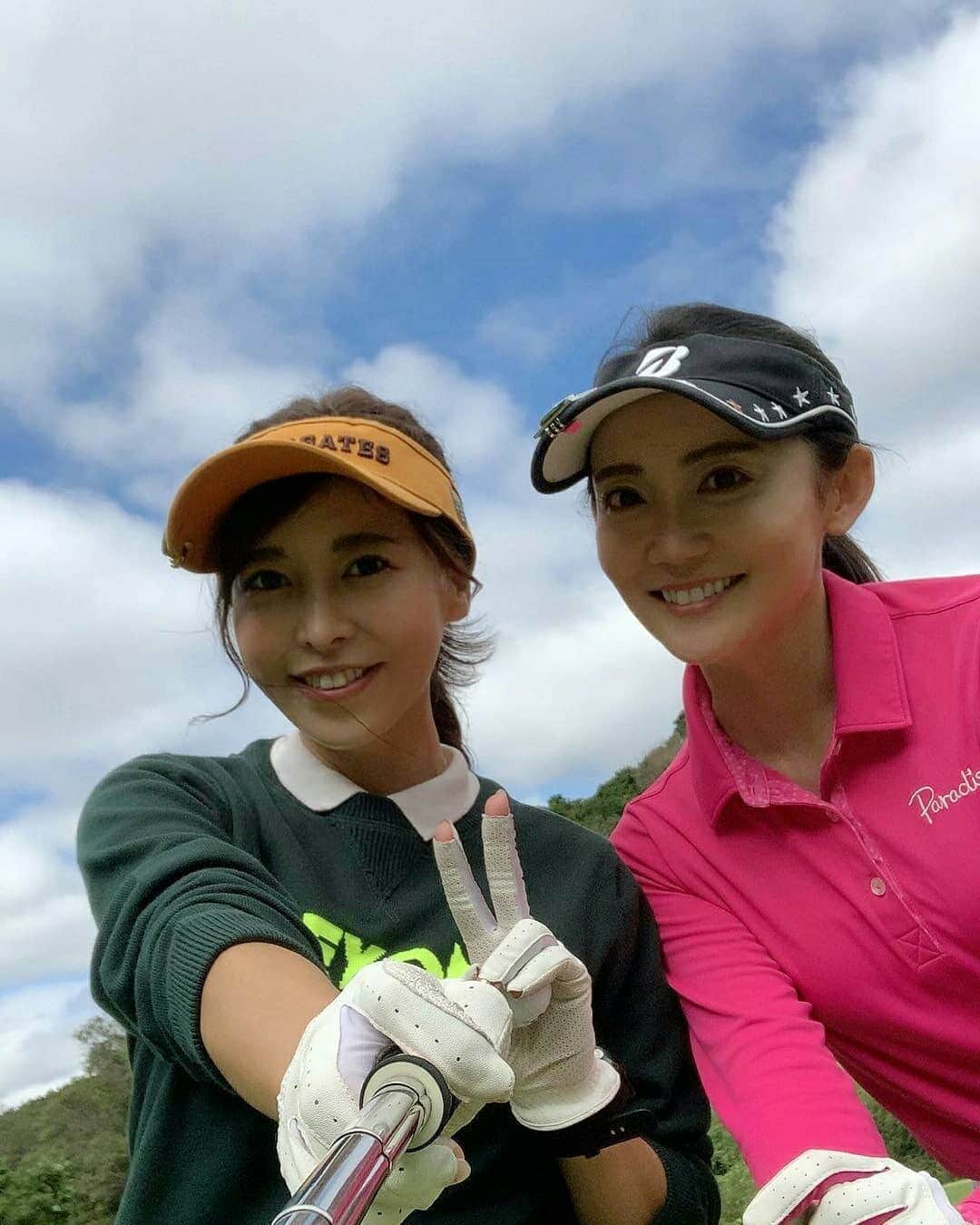 佐々木実季さんのインスタグラム写真 - (佐々木実季Instagram)「アンバサダーを務めさせていただいている鎌倉パブリックゴルフ場で撮影でした⛳今日は実際にラウンドもさせてもらい、天気も気温もちょうど良く、とても楽しい撮影＆ラウンドでした😆公式アカウントの「ゴルフ女子あるある @golfjyoshi_aruaru 」はまだ立ち上がったばかりなので、是非フォローしてくださいね💓 #ゴルフ #ゴルフ大好き #ゴルフ女子 #ゴルフ男子  #ゴルフコーデ #鎌倉パブリックゴルフ場 #鎌倉パブリック #ゴルフ女子あるある #ラッピングカート #アンバサダー #ゴルフ場 #大船駅からすぐ #鎌倉 #パブリックゴルフ場 #関東ゴルフ #鎌倉ゴルフ #秋ゴルフ #目指せ100切り #10月初ラウンド #もっとゴルフ行きたい #毎日ゴルフ行きたい #ご飯めちゃ美味しい #豚の洋風角煮 #生ビールは大 #もちろん撮影用で w #kamakura #golf #lovegolf #instagolf #golfstagram」10月13日 2時54分 - miki.sasaki_golf