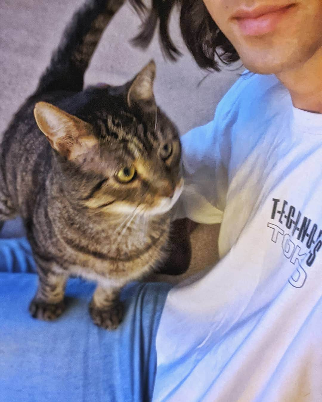 カインドネスさんのインスタグラム写真 - (カインドネスInstagram)「Me and Honey say hi from the 90s 😘」10月13日 3時31分 - kindnessmusic