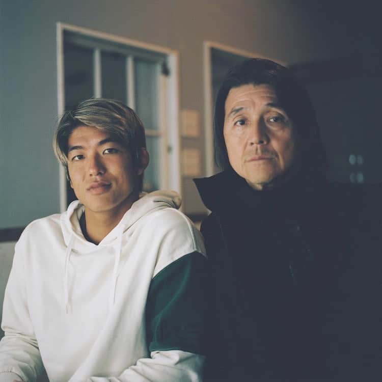 五十嵐カノアのインスタグラム：「I am strengthened by my fathers legacy. I just want to make my parents proud. 💫」