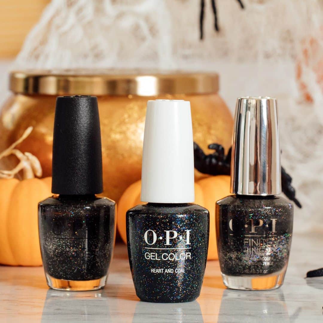 OPIさんのインスタグラム写真 - (OPIInstagram)「Black on black on black! Choose #HeartAndCoal, available across three systems, for the ultimate #HalloweenMani.   #ColorIsTheAnswer #OPIObsessed #OPIShineBright #OPINailLacquer #OPInfiniteShine #OPIGelColor #HolidayNailTrends #NailGoals #NailInspo #NailTrends #TrendyNails #NYENails #ShimmerNails #HolidayGlamour #BoldMani #EdgyNails」10月13日 10時37分 - opi